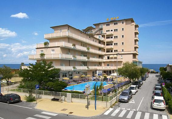 Hotel Man Lido Di Savio Buitenkant foto