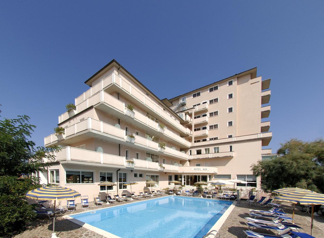 Hotel Man Lido Di Savio Buitenkant foto