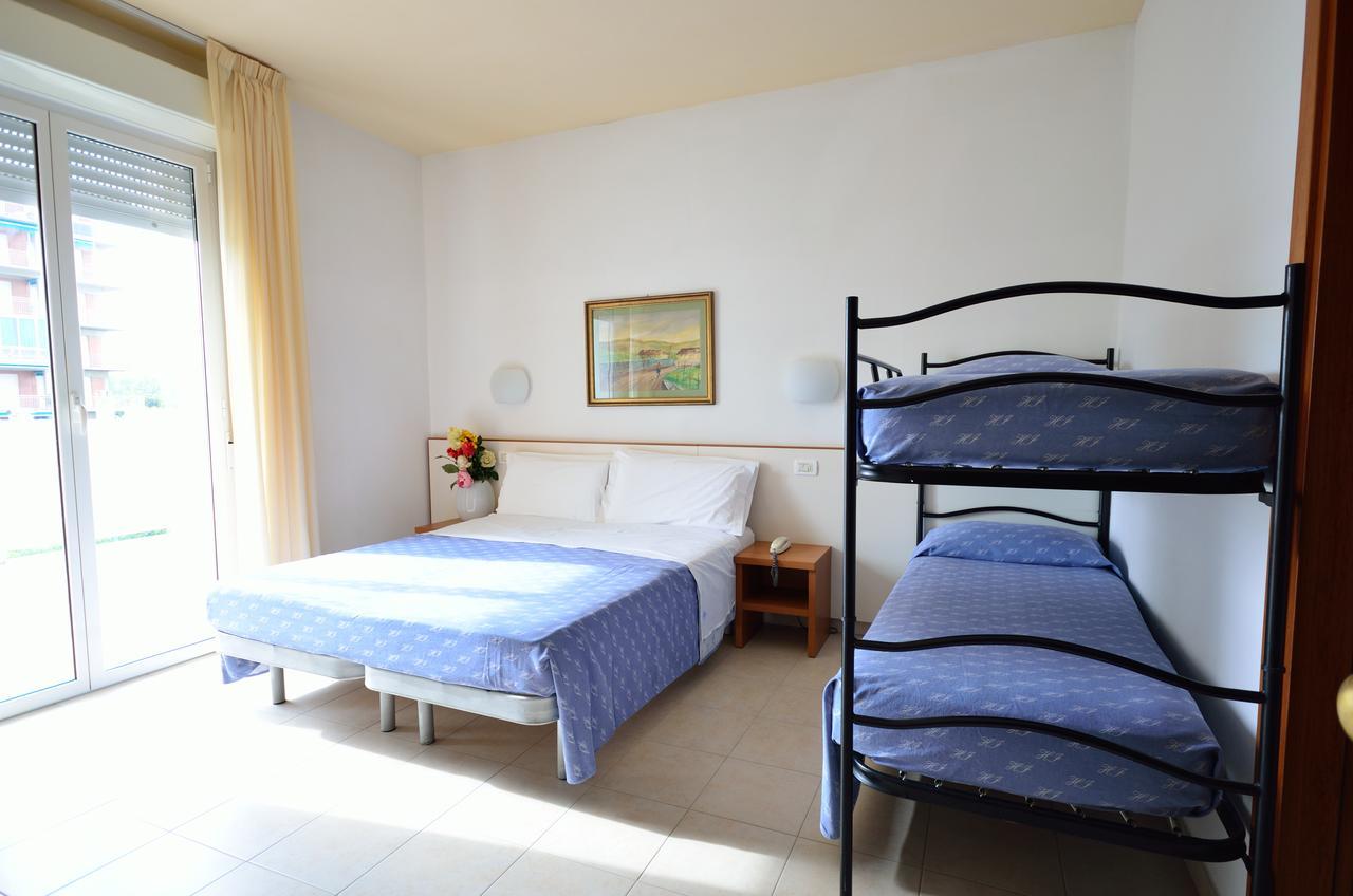 Hotel Man Lido Di Savio Buitenkant foto